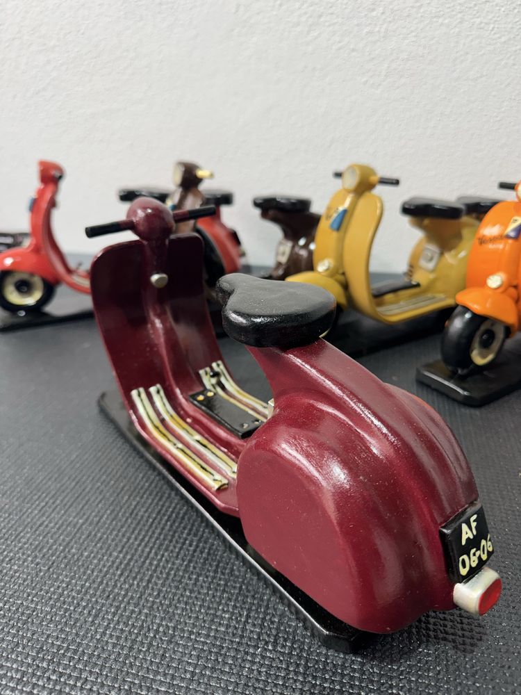 Vespa em Cerâmica (feita à mão)