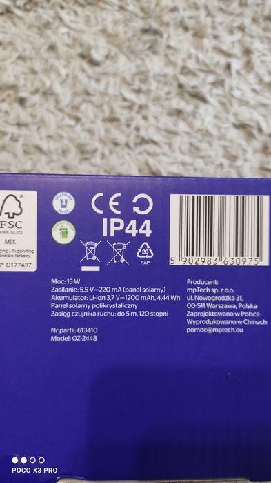 Nowy naswietlacz solarny z czujnikiem ruchu i zmierzchu
