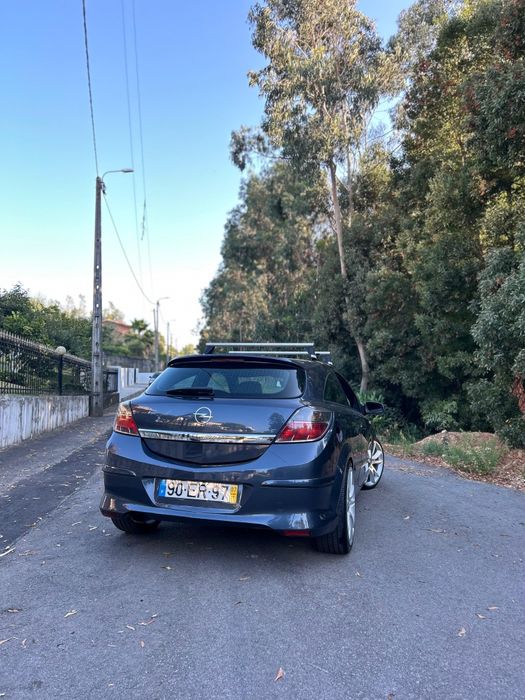 Opel Astra H GTC 1.7 CDTI 125cv – 2007