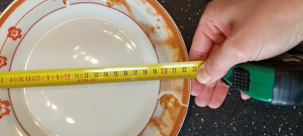 1 duży talerz + 12 głębokich talerzy / kwiaty / liście