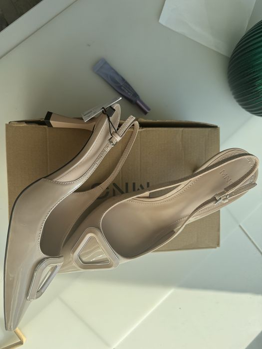 Мюлі, босоніжки, туфлі Mango, жіночі 37 розмір. Нові, купувала собі.