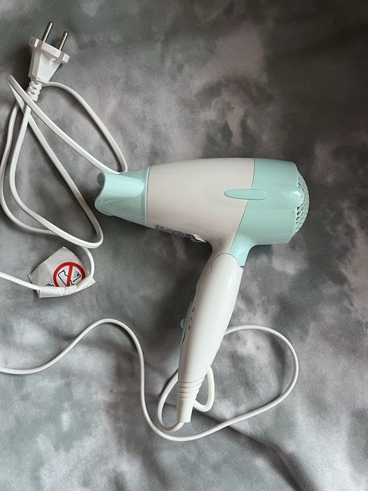 Фен для волосся.