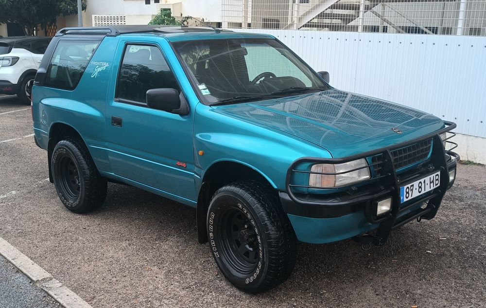 Opel Frontera A 2.0i
