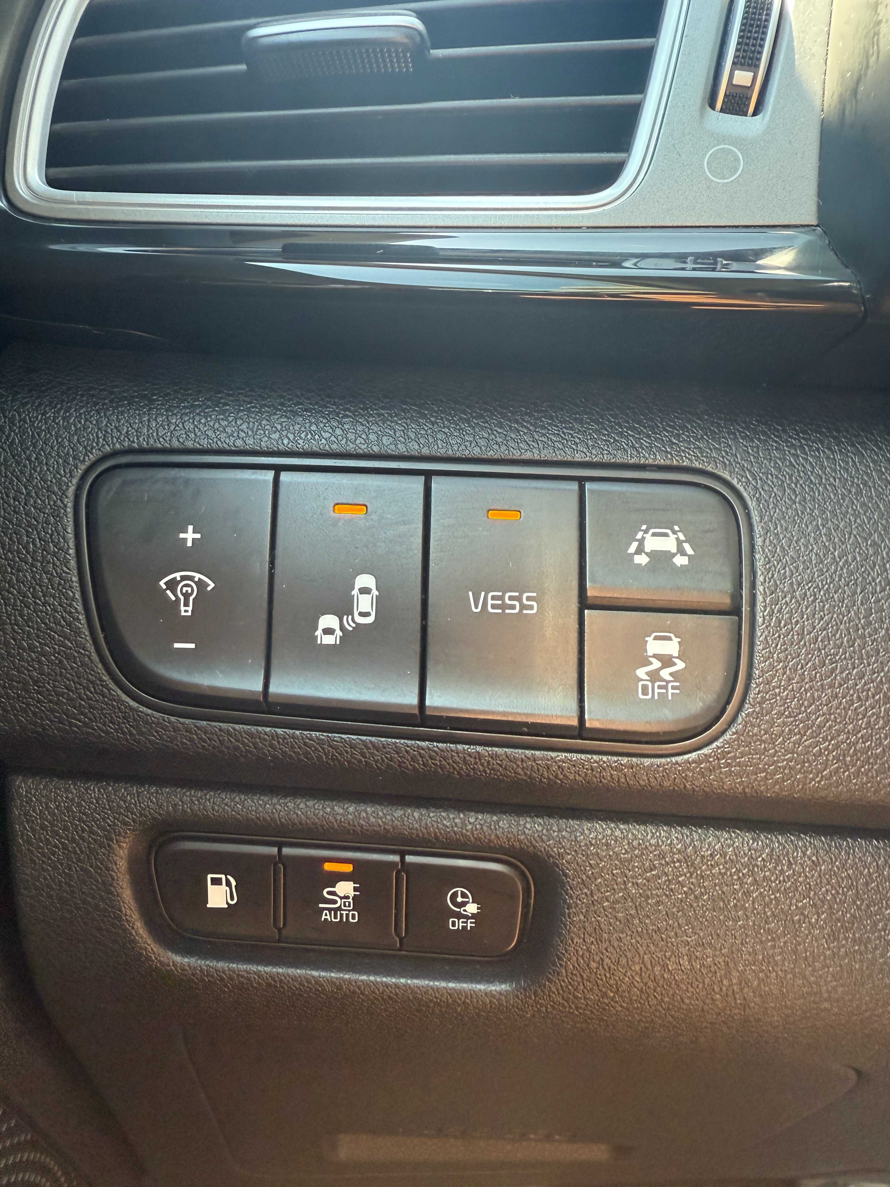 Kia Niro Plug-in Hybrid 1.6 GDi (2019) Full Extras Garantia até 2026