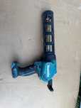 Akumulatorowy Wyciskacz Makita CG100D