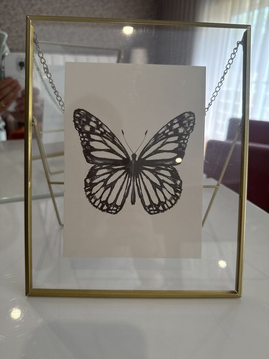 Moldura para parede ou móvel