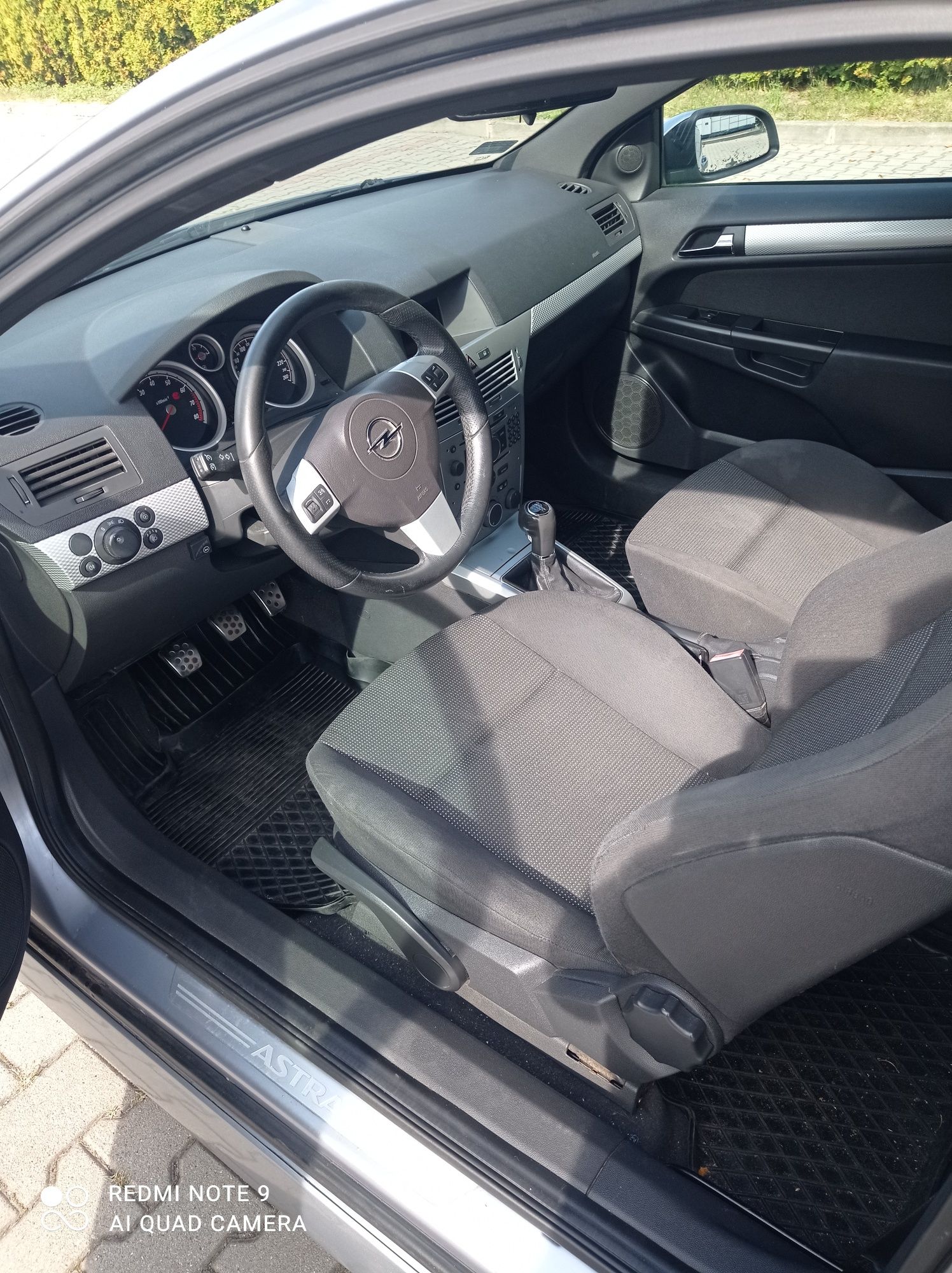 Opel Astra GTC OPC 1,6 b+LPG klima tryb sport tempomat