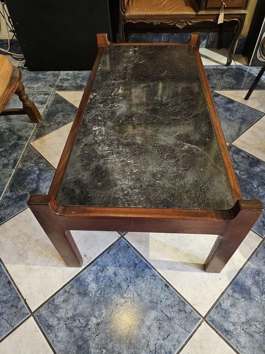 Mesa de centro em marmore