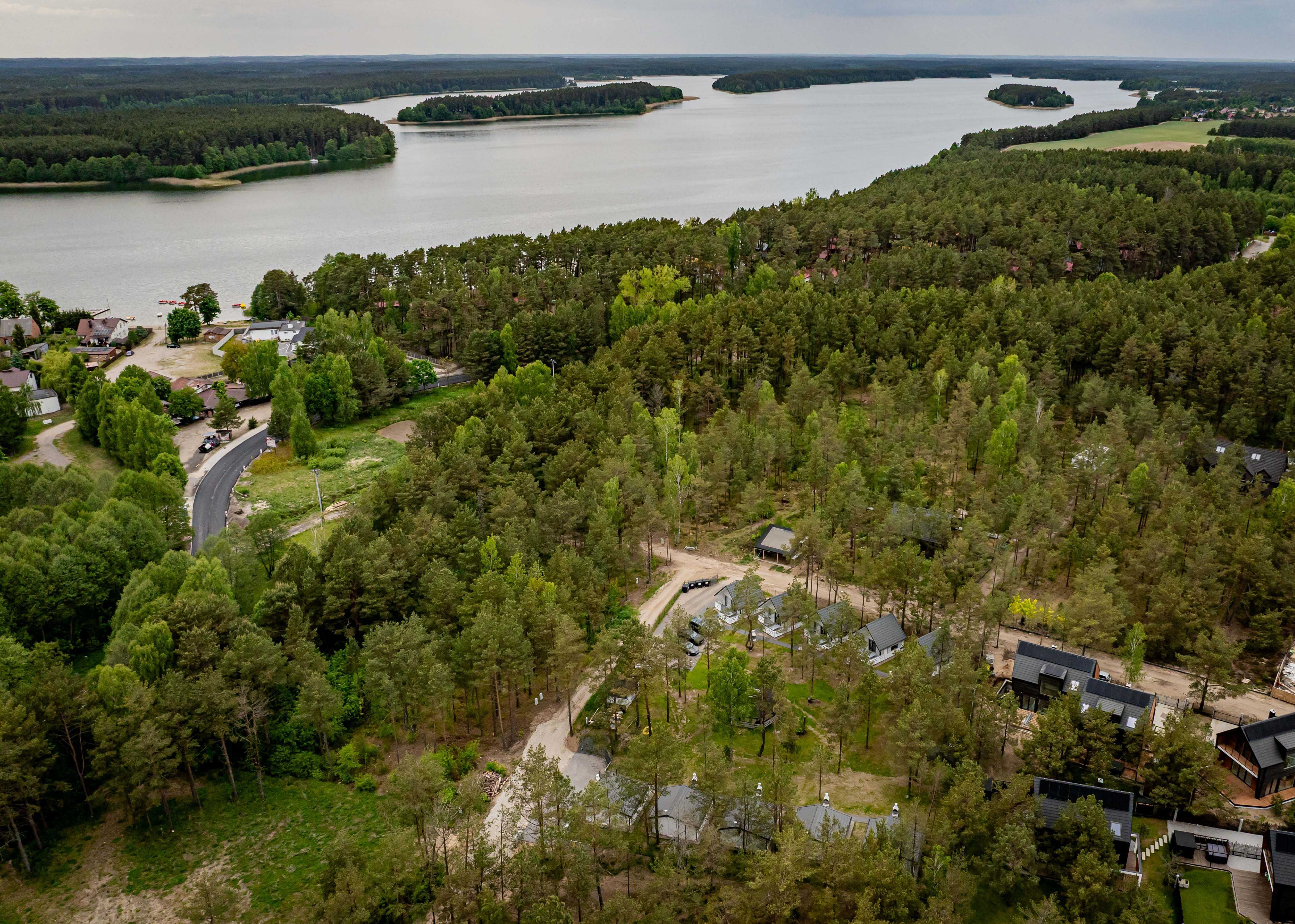 jezioro Wdzydze, domki letniskowe Borsk, Kaszuby, Bory Tucholskie,