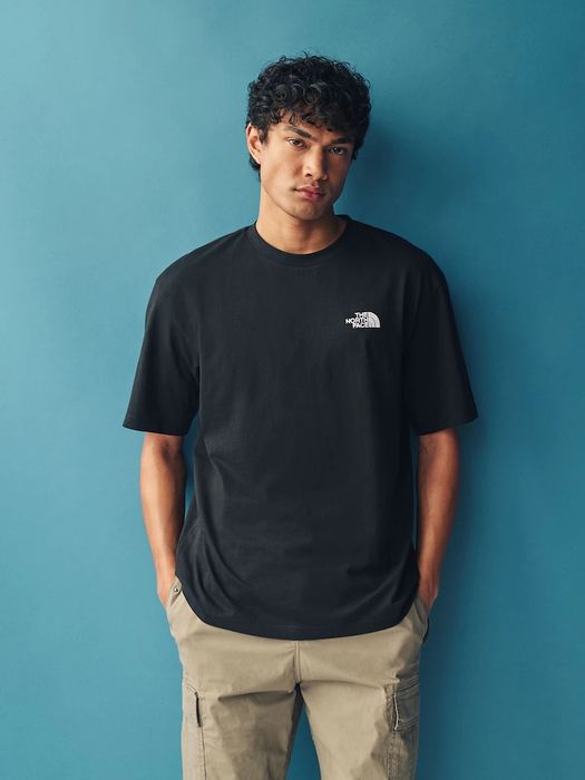 Футболка The North Face