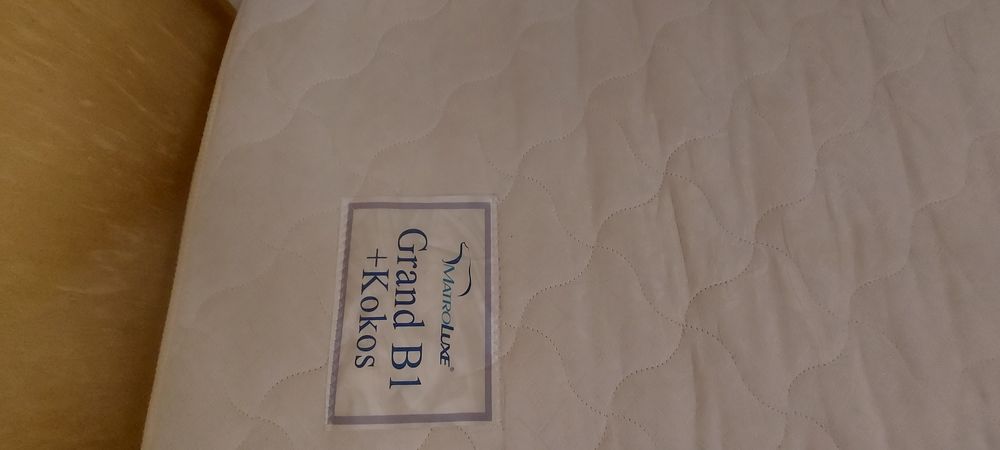 Ліжко з матрасом нестандартного розміру 170-80