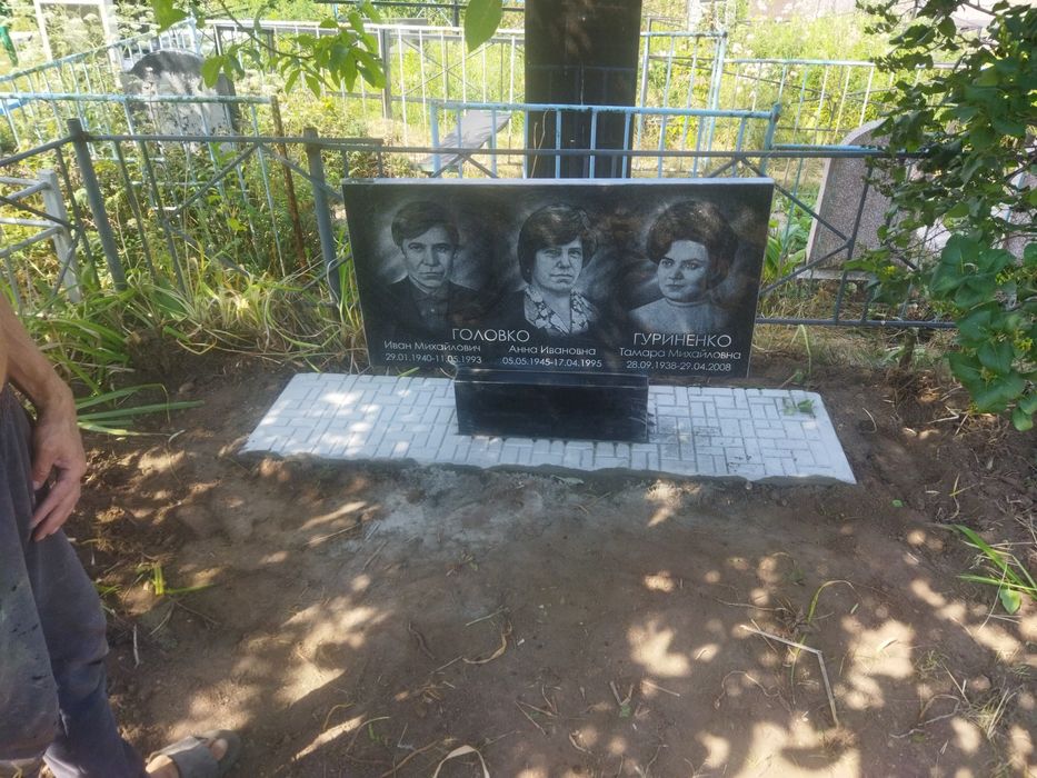 Памятники, благоустройство могил под ключ Днепр