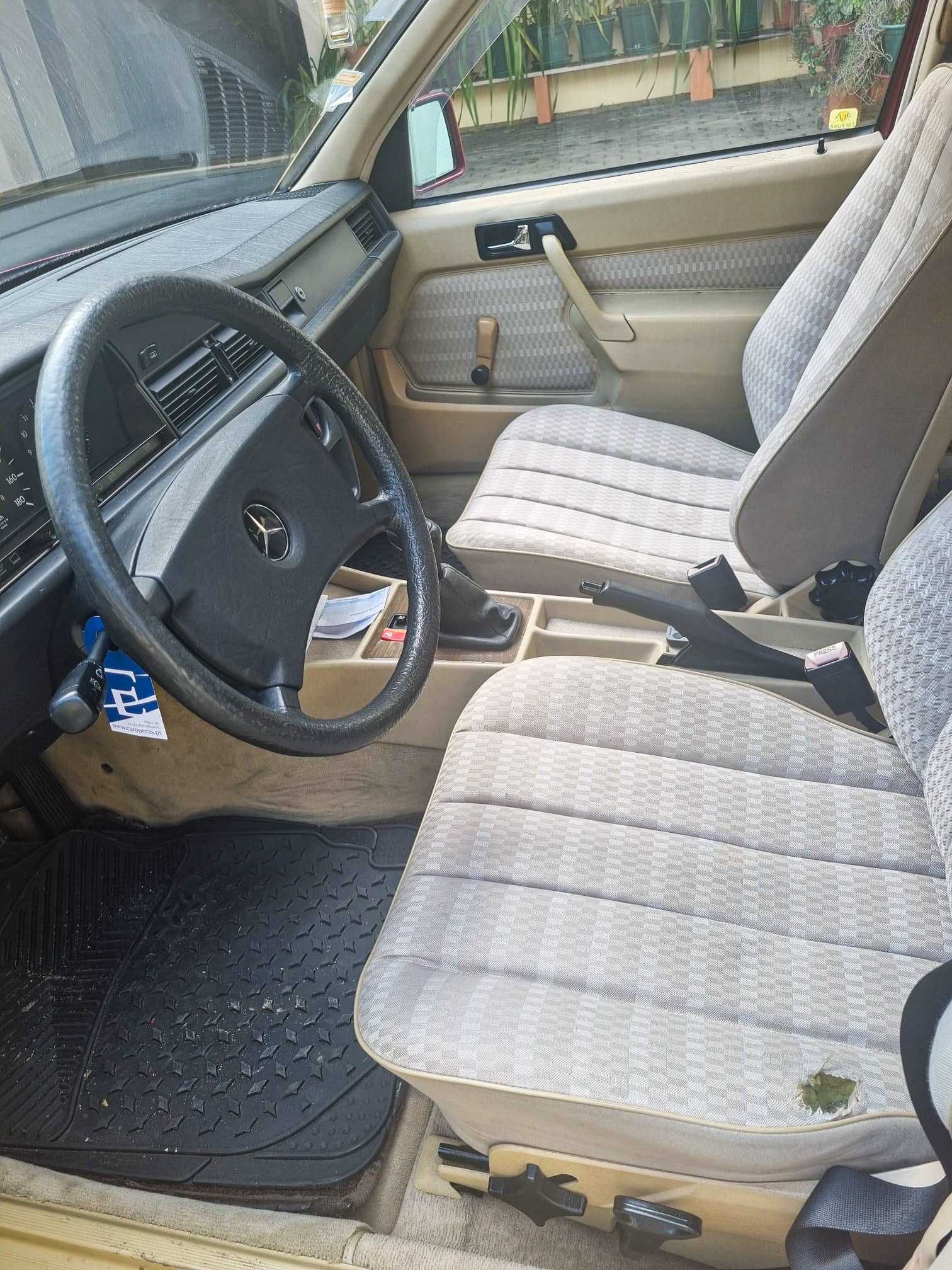 Mercedes-Benz 190 D 2.0 – Clássico de 1989 em excelente estado