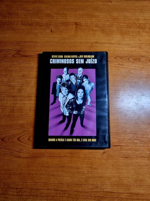 CRIMINOSOS SEM JUÍZO (Steve Zahn/Salma Hayek/Elijah Wood/Jeff Goldblum
