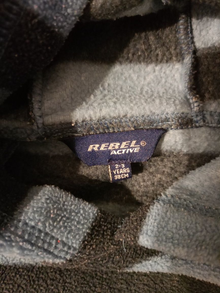 Bluza 98 rebel z kieszonką