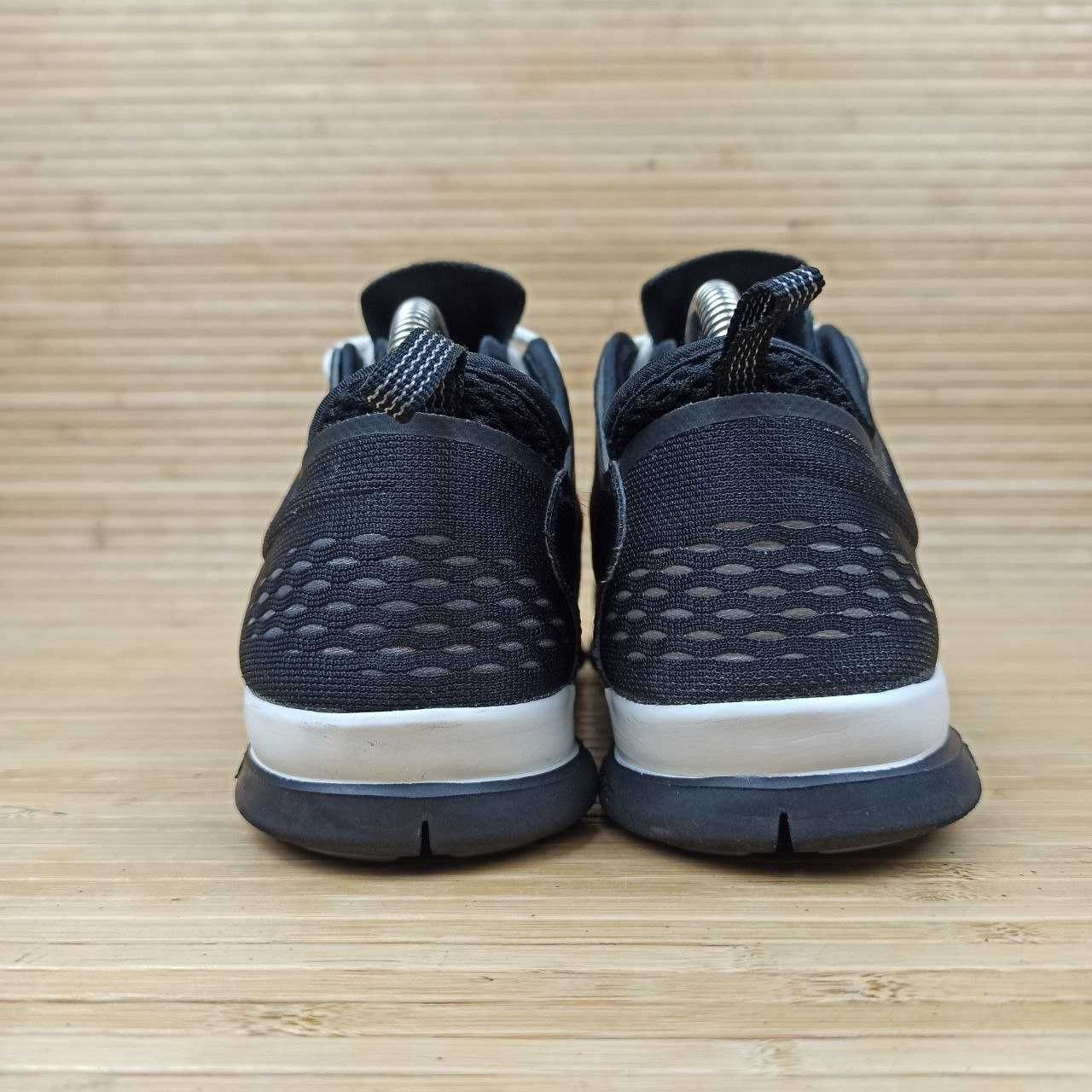 Кросівки Nike Free Tr Fit 4 Розмір 36,5 (23 см.)