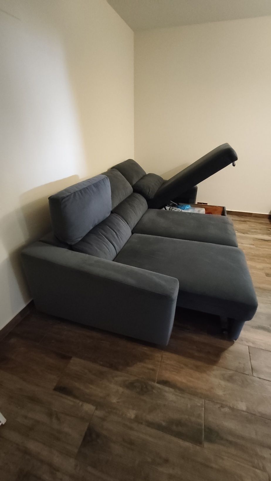 Sofá chaise Gato Preto