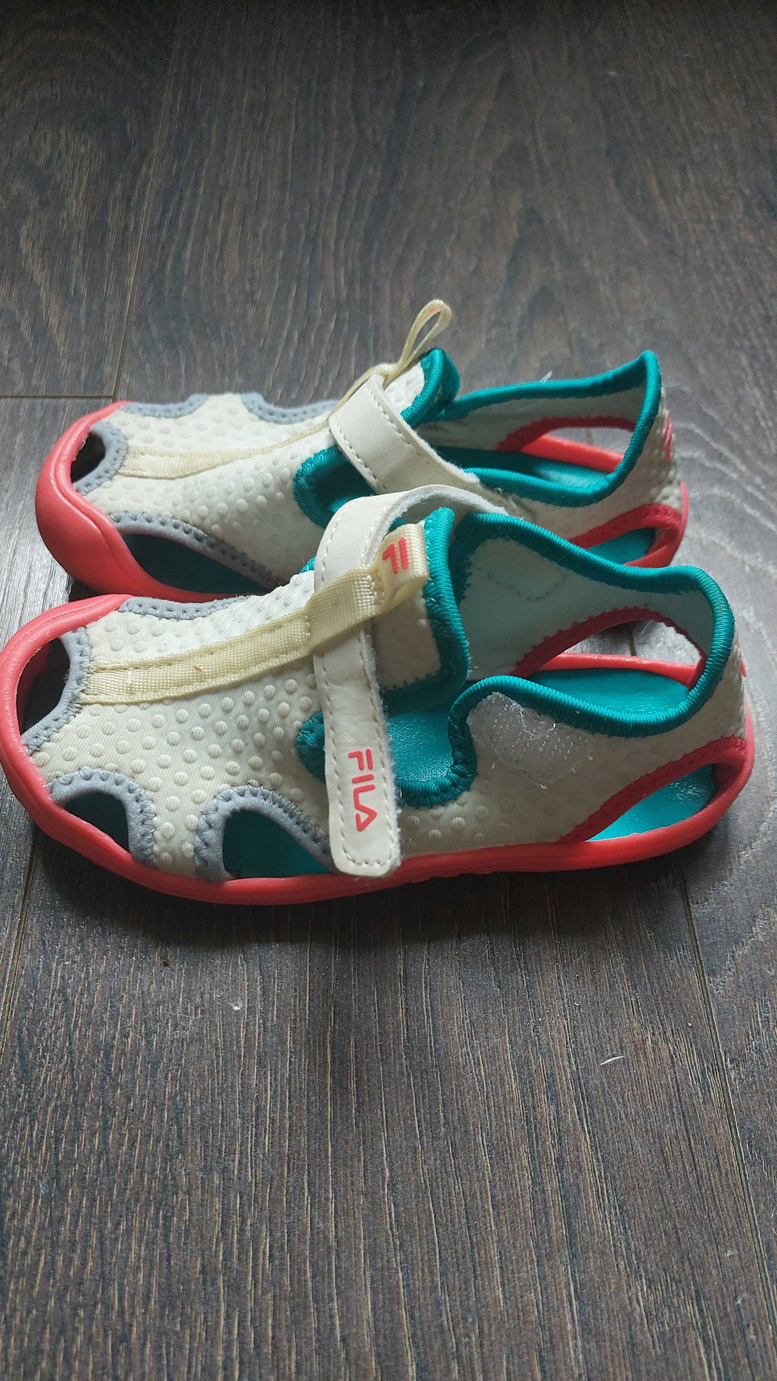 Fila aqua sandaly r.27