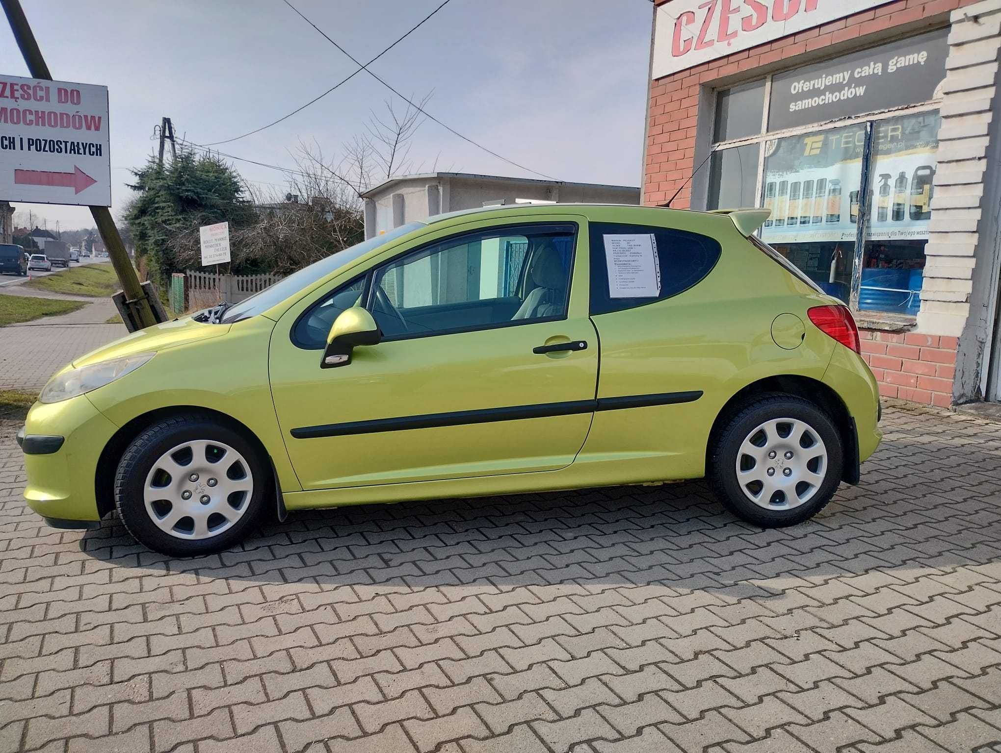 Peugeot 207 1,4benz. 88KM