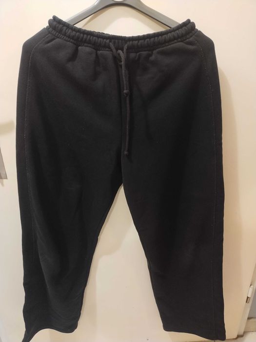 Modne spodnie dresowe damskie r.S Zara