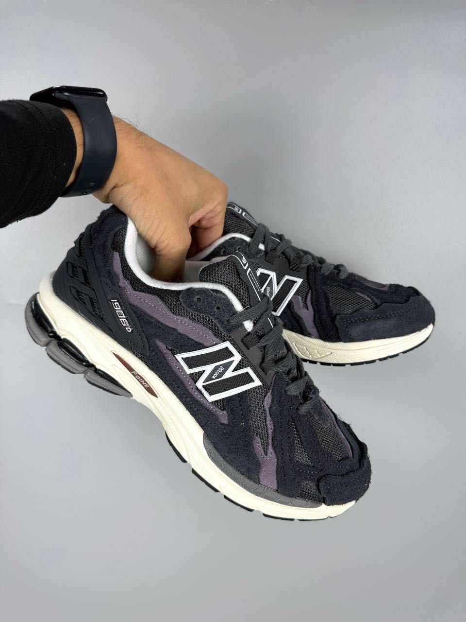 New Balance 1906R Black White