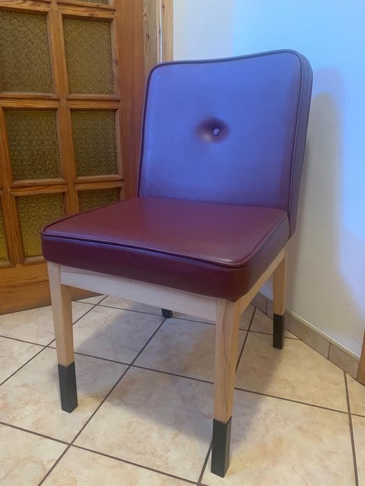 Komplet 8 krzeseł + 1 gratis