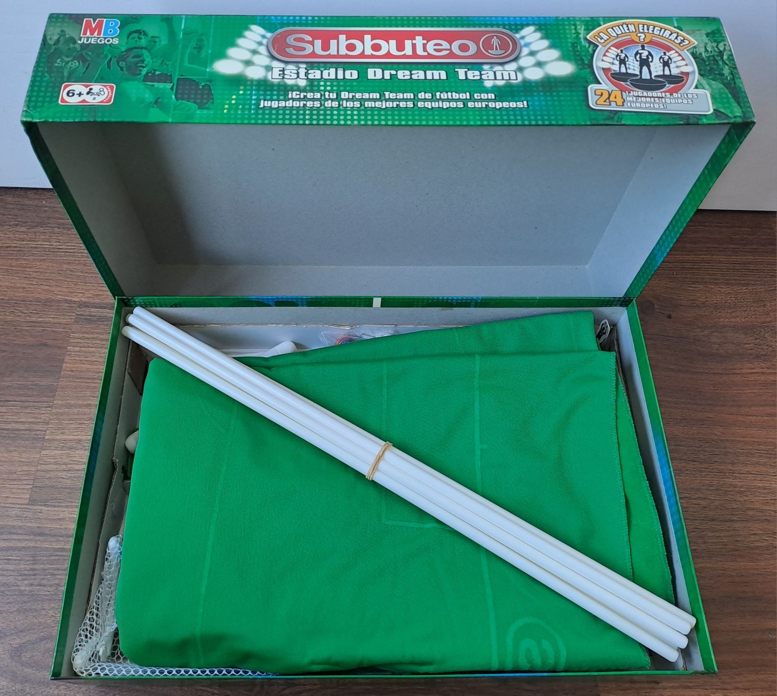 Jogo Subbuteo edição MB Hasbro Estádio Dream Team