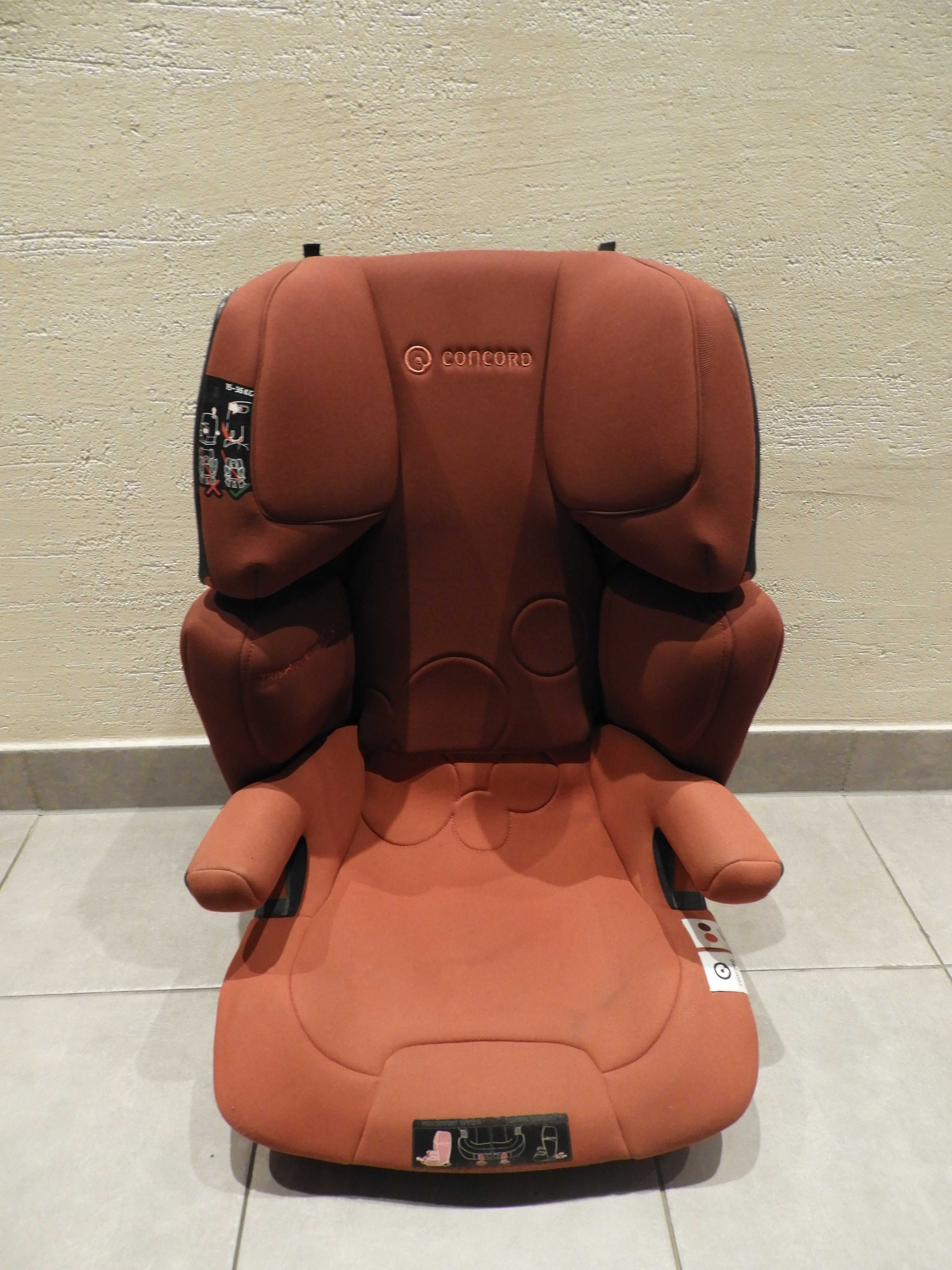Fotelik samochodowy:15-36 kg.-Concord Transformer XT PLUS- ISOFIX-Red.