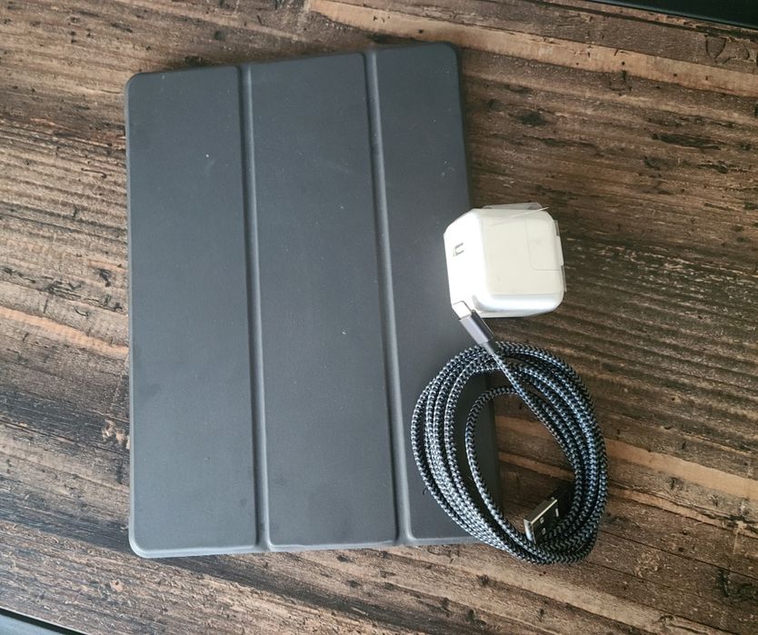 Планшет iPad Pro 1gen 9.7 Wifi+LTE/4G 128Gb Space Gray с sim