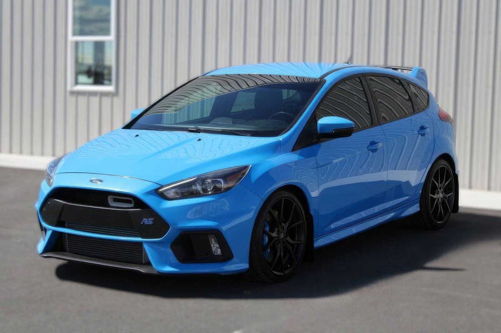 Ford Focus RS      2016