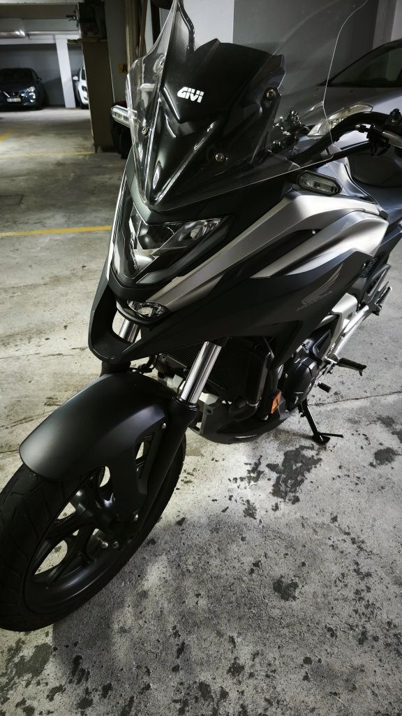 Honda NC750X como nova