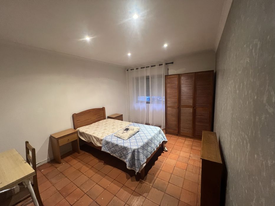 Quarto com casa de banho privativa