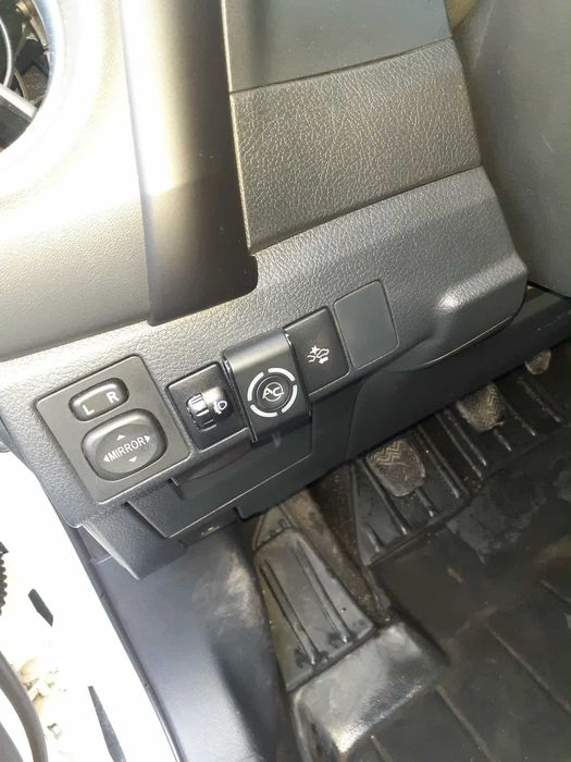 Toyota Corolla 1,6 sedan 2019r. GAZ+PB; pierwszy właściciel