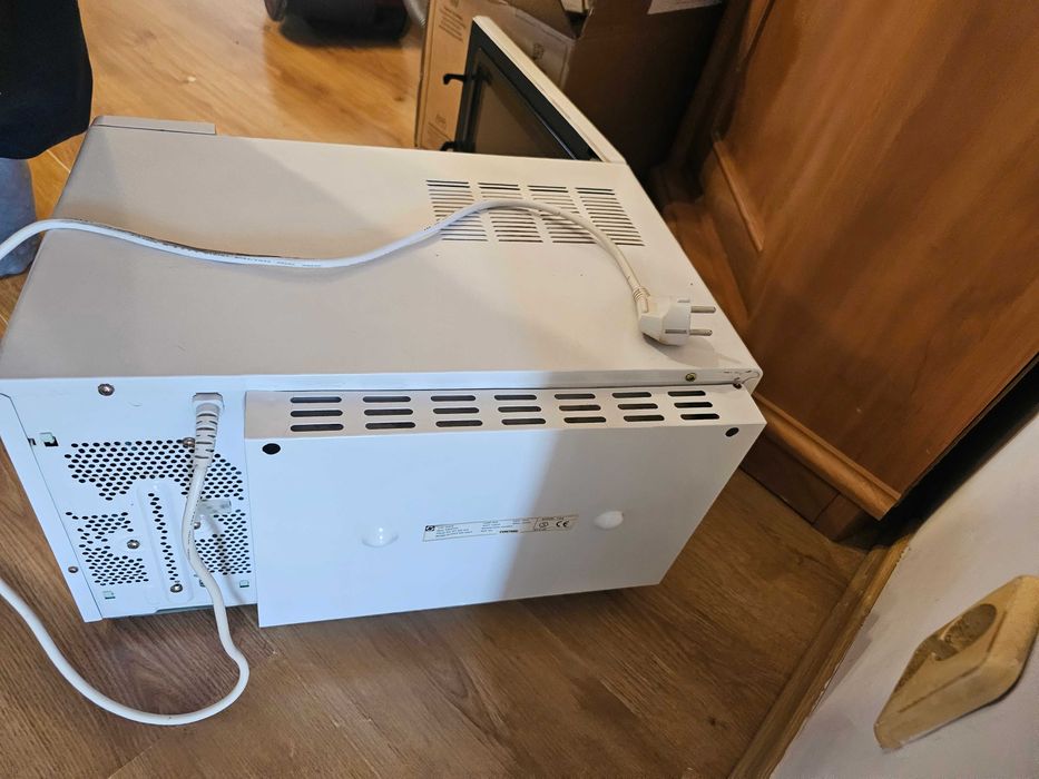 piekarnik indesit oraz mikrofalówka electrolux