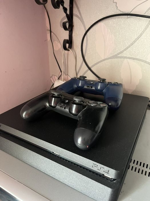 PlayStation 4 + PlayStation VR