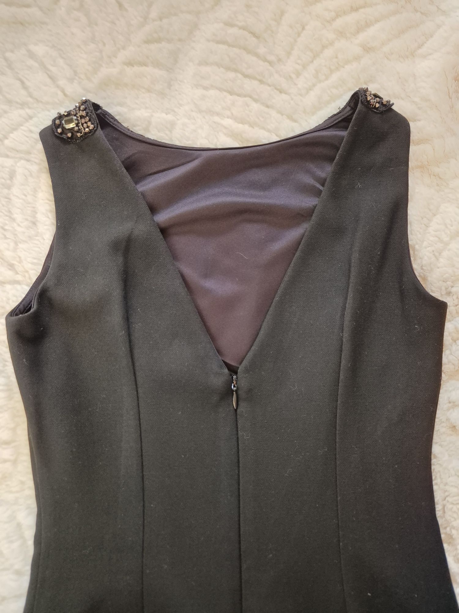 Mała czarna Zara XS ozdobny kołnierzyk elegancka