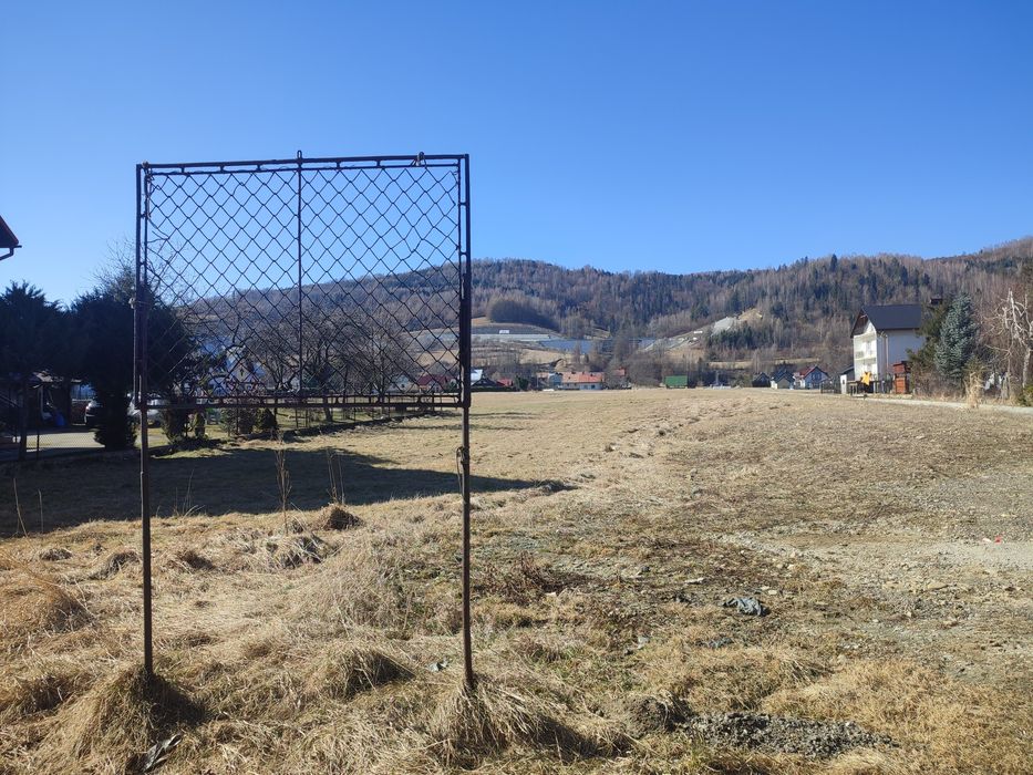 Działka budowlano-usługowa Cisiec