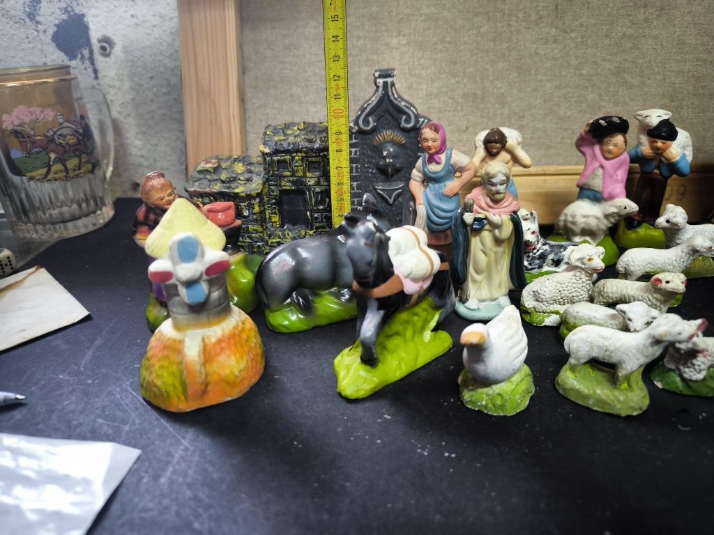 Conjunto Figuras de presépio 28 ud