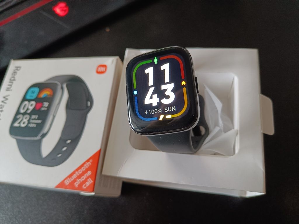 Смарт-годинник Xiaomi Redmi Watch 3 Active (батарея плохо тримає)