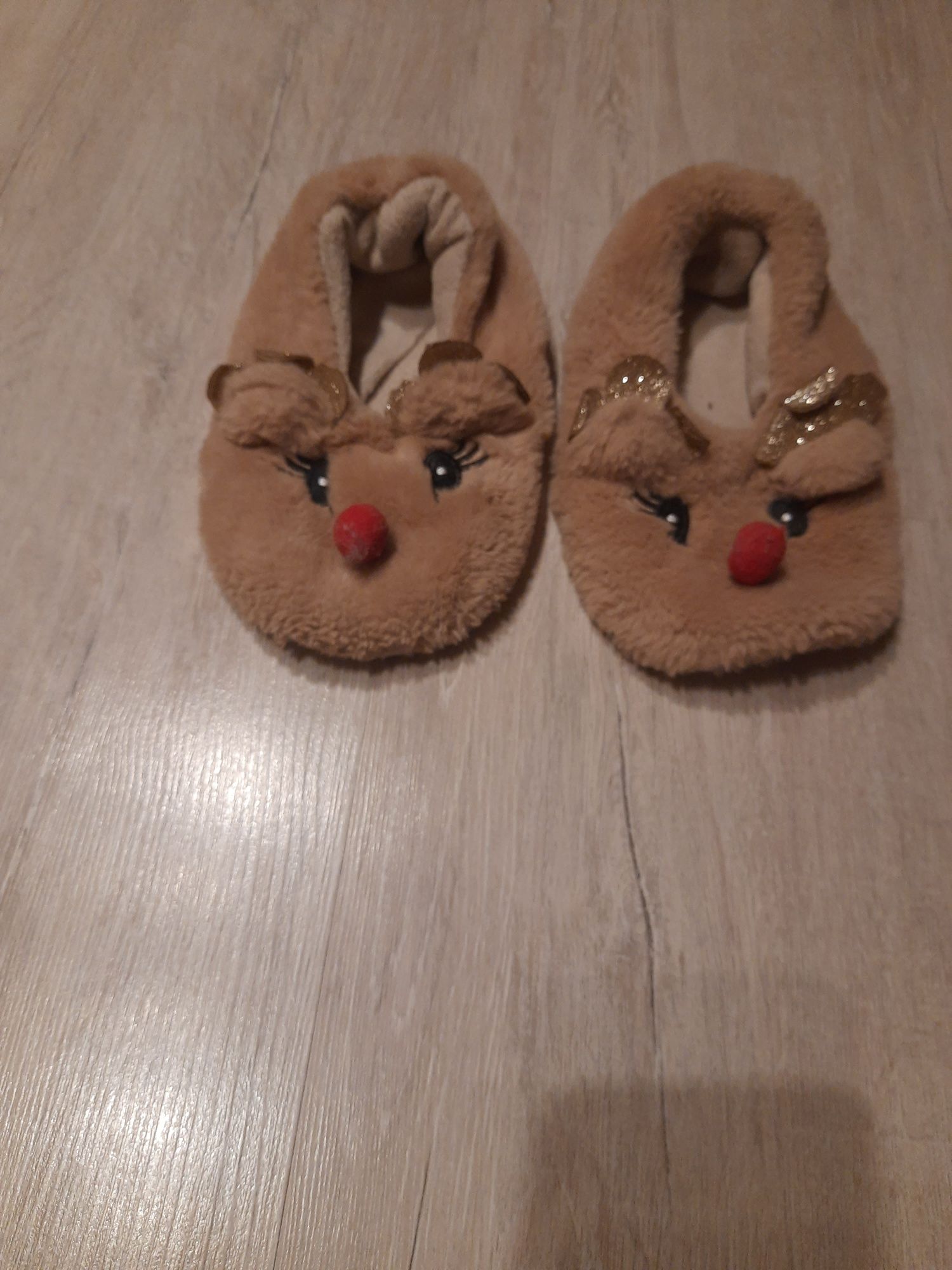 Kapcie slip on rozm.32/33