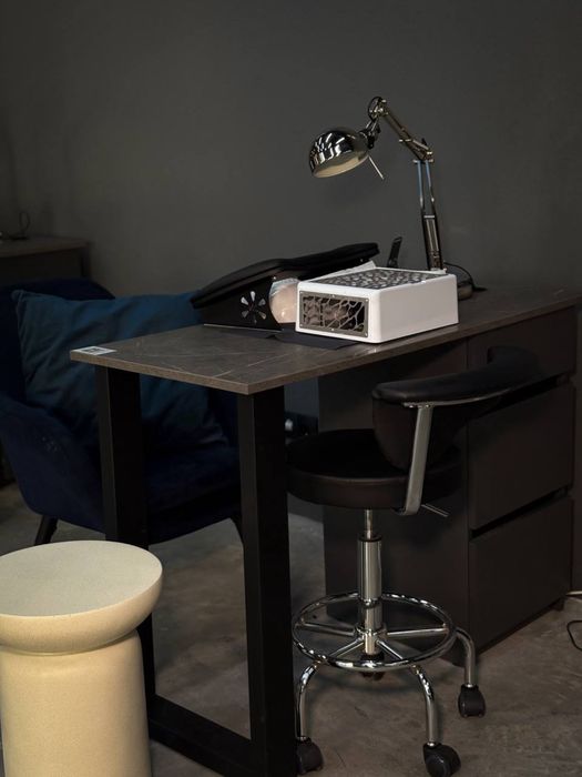 Аренда робочого місця МАНІКЮР/ПЕРУКАР