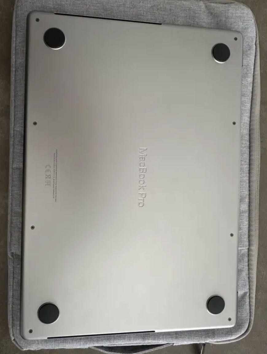 MacBook Pro 14" M1 Pro - 16GB RAM - SSD 512GB - Estado Excelente