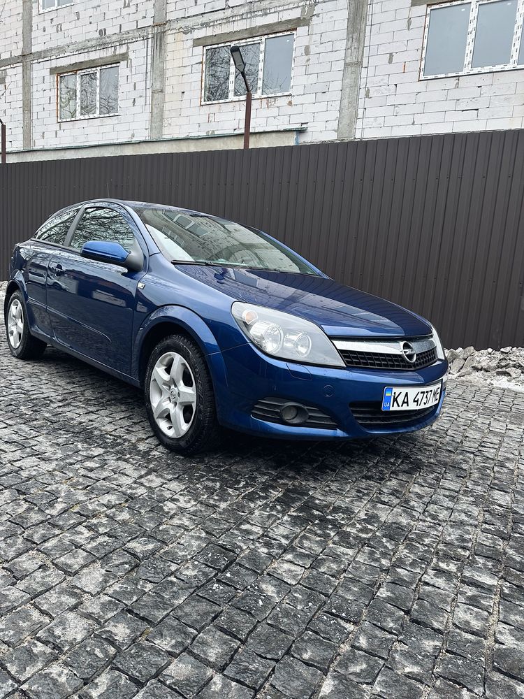Opel Astra GTC…..