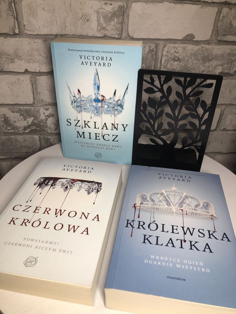 Czerwona Królowa + Szklany Miecz + Królewska Klatka Victoria Aveyard