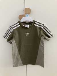 T-shirt adidas 110 na 4/5 lat