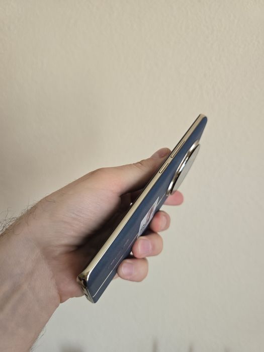 Камерафон RealMe 12 Pro+(5g).Новый.Память 12/512гб.