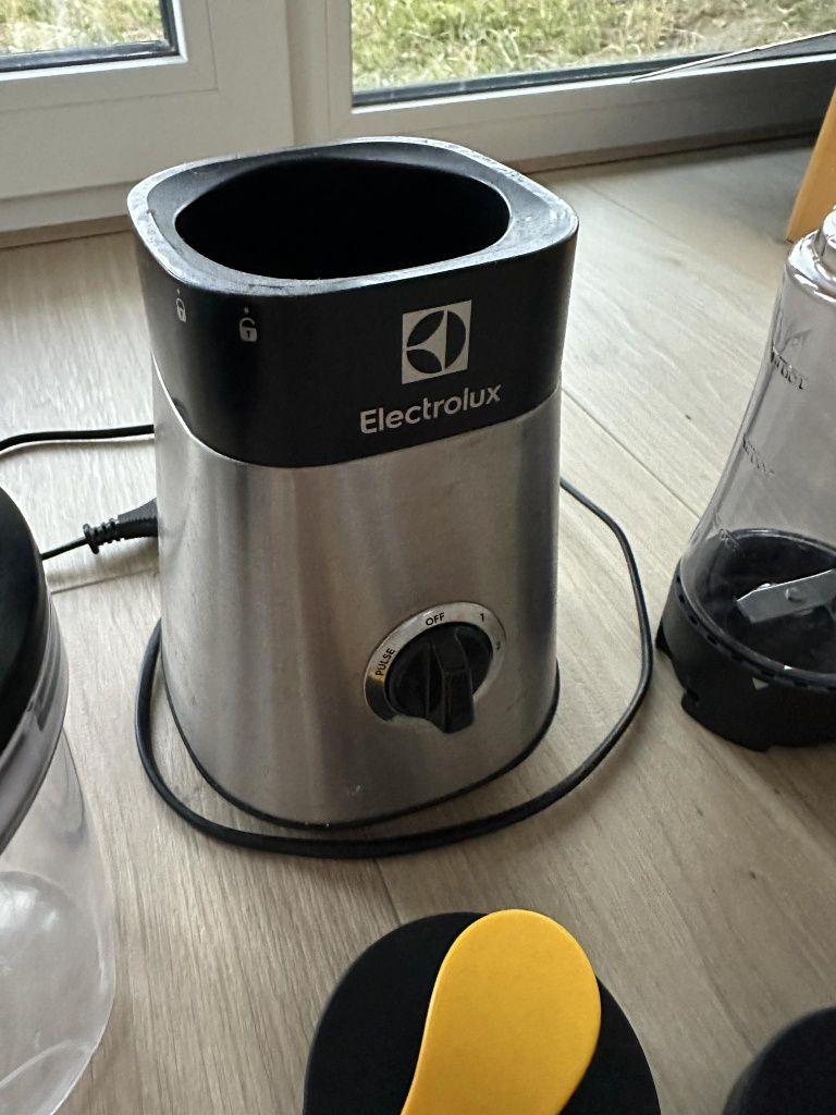 Blender kielichowy Good To Go esb2900