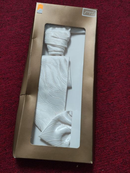 Komplet do ślubu krawat poszetka