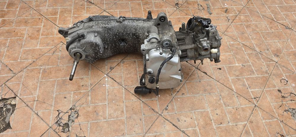 Motor xmax 125 peças