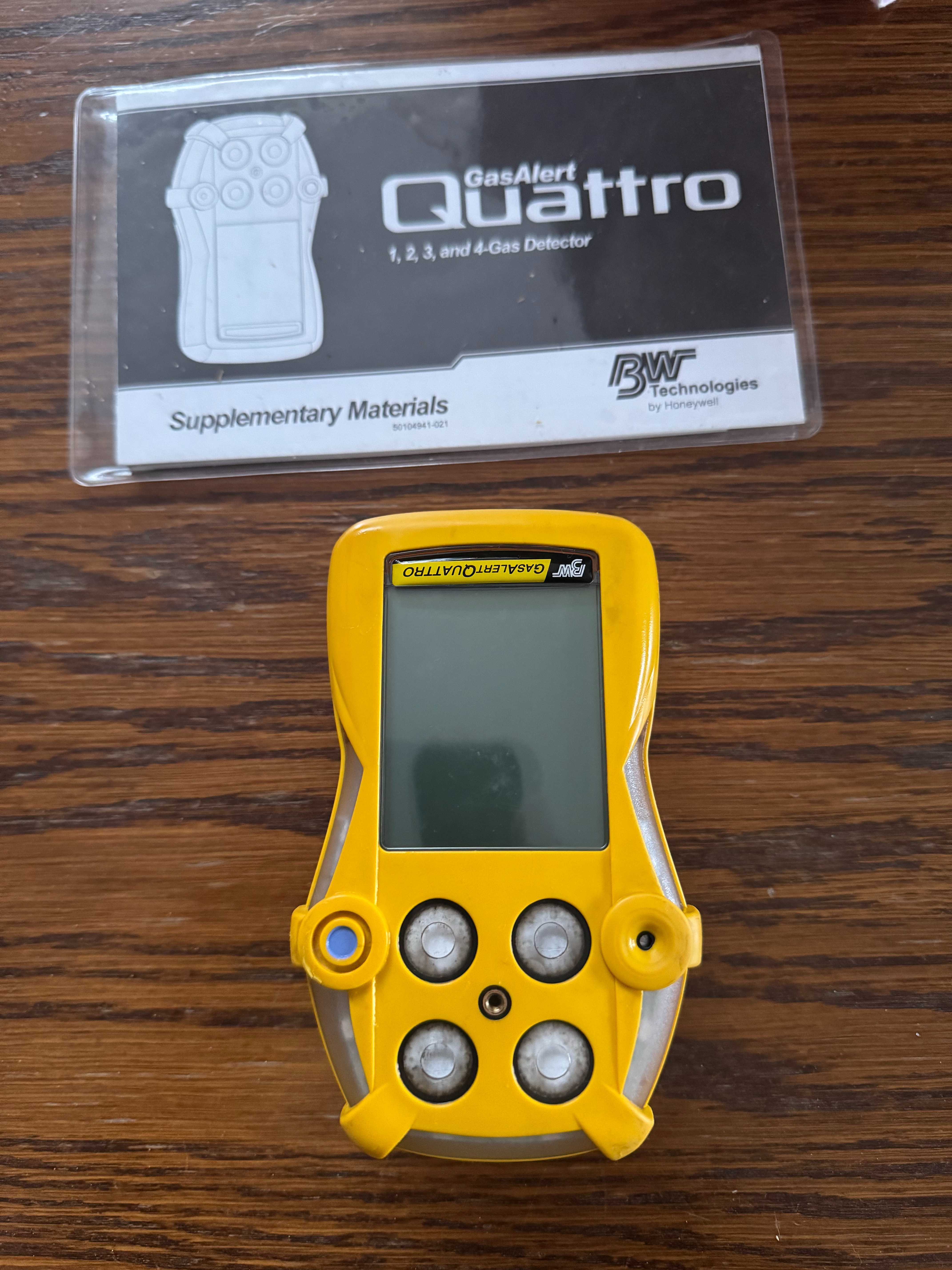 Detektor gazów GasAlert Quattro - czterogazowy